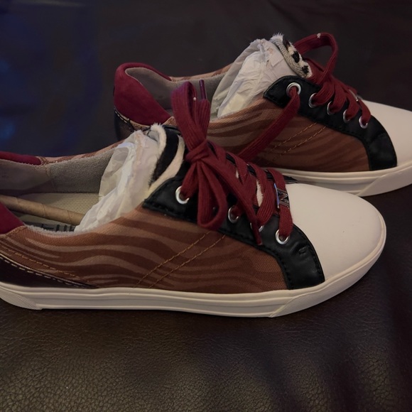 NATURLIZER - Picture 5 of 6